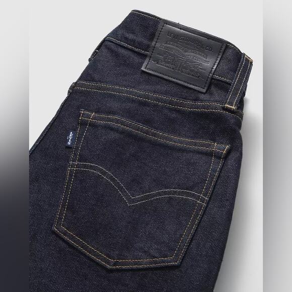 Levi’s JAPANESE SELVEDGE HIGH RISE BOYFRIEND JEANS - Picture 7 of 16